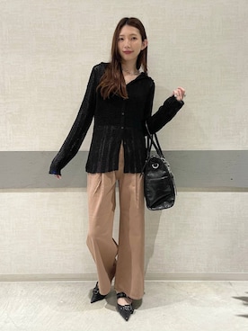 「アイテム（デニムパンツ、ベージュ系）」を使った、えりーさん（レディース・165cm）の秋コーディネート