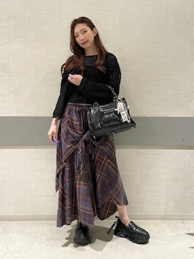 「アイテム（スマホグッズ）」を使った、えりーさん（レディース・165cm）の秋コーディネート