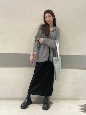 「アイテム（カードケース）」を使った、えりーさん（レディース・165cm）の秋コーディネート