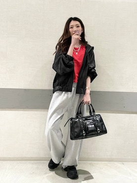 「JEANASIS（ジーナシス）の【抗菌防臭テープ付き】キリカエボリュームローファー/573242（ローファー、ブラック系）」を使った、えりーさん（レディース・160cm）の春コーディネート