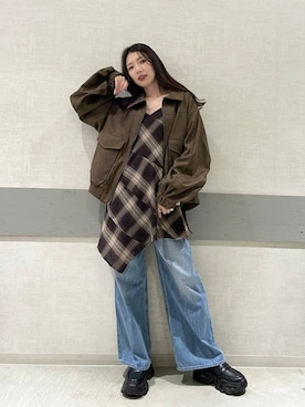 「アイテム（ジャケット/アウター）」を使った、えりーさん（レディース・165cm・30代）の秋コーディネート