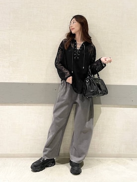 「JEANASIS（ジーナシス）の【抗菌防臭テープ付き】キリカエボリュームローファー/573242（ローファー、ブラック系）」を使った、えりーさん（レディース・160cm）の春コーディネート