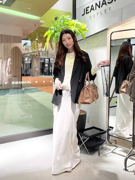 「JEANASIS（ジーナシス）のアイテム（ジャケット/アウター）」を使った、えりーさん（レディース・165cm）の春コーディネート