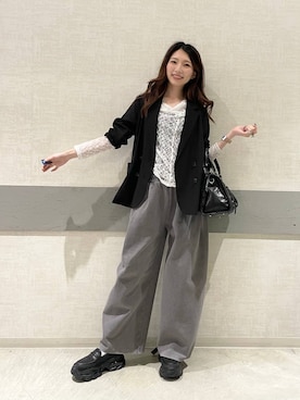 「JEANASIS（ジーナシス）の【抗菌防臭テープ付き】キリカエボリュームローファー/573242（ローファー、ブラック系）」を使った、えりーさん（レディース・160cm）の春コーディネート