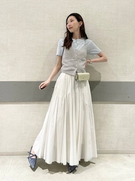 「アイテム（ポーチ）」を使った、えりーさん（レディース・165cm）の春コーディネート