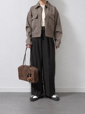「EFOLE（エフォル）の【ZOZO限定】Suede wide boston/スエードワイドボストン（ボストンバッグ、ブラウン系）」を使った、マルシオさん（レディース・151cm）の秋コーディネート