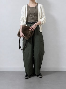 「NUJOH（ヌゾ）のBasic Slim Half Sleeve Tee / ベーシックスリムハーフスリーブT（Tシャツ/カットソー、グリーン系）」を使った、マルシオさん（レディース・151cm）の秋コーディネート