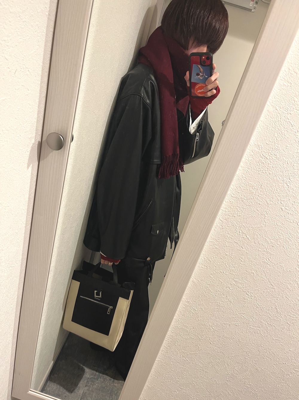 「お洒落さんとつながりたい、adrer、ADRERしか勝たん、ADRER、Ellno Loset、ellnoloset、ETELIO」｜「ADRERのThe tote bag/トートバッグ（トートバッグ、ベージュ系）」を使った、たかさん（メンズ・181cm）の冬コーディネートの1枚目の写真