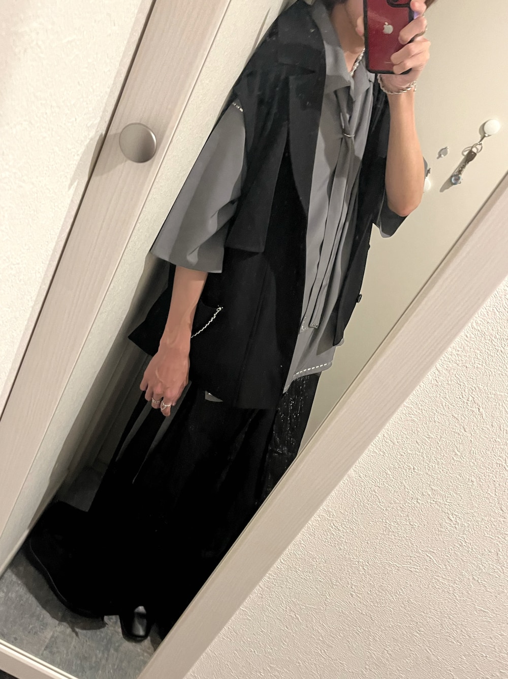 「さらっと晴れやかスナップ、メンズファッション、HARE、Ellno Loset、loose/ルース、adrer、ADRER」｜「Ellno Losetの【新カラー追加】シアーレイヤードパンツ（その他パンツ、ブラック系）」を使った、たかさん（メンズ・181cm）の夏コーディネートの1枚目の写真