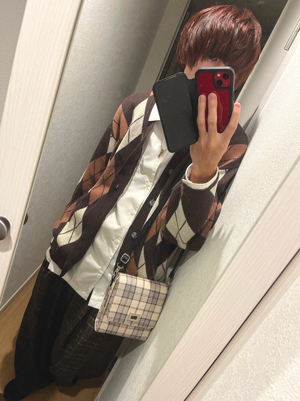 「adrer、ADRER、ADRERしか勝たん、adrerコーデ、ADRERコーデ、いいね、save、フォローお願いします🤑、お洒落さんとつながりたい」｜「ADRERの【ADRER】extra quality retro wide silhouette pants/エクストラオリティーレトロワイドシルエットパンツ（スラックス、ブラウン系）」を使った、たかさん（メンズ・181cm）の秋コーディネートの1枚目の写真