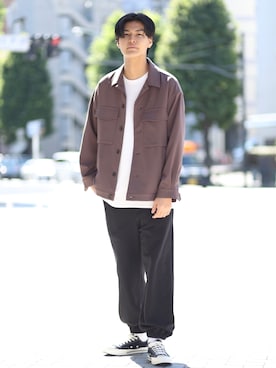 「JUNRED（ジュンレッド）のアイテム（スウェットパンツ）」を使った、takumaさん（メンズ・185cm）の秋コーディネート