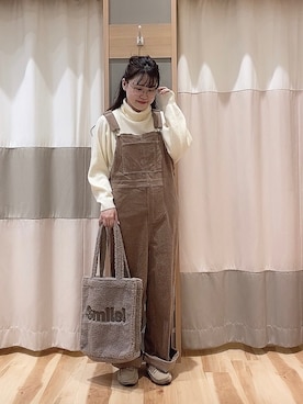 「Samansa Mos2 blue（サマンサモスモスブルー）のアイテム（モカシン/デッキシューズ）」を使った、ニシザワ◎さん（レディース・156cm）の冬コーディネート
