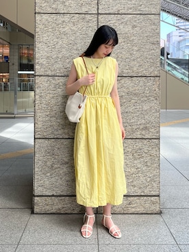 「arron（アローン）のアイテム」を使った、Yuna Adachiさん（レディース・166cm）の夏コーディネート