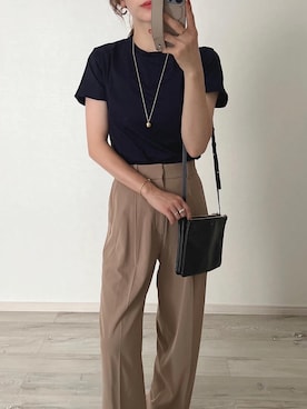 「UNIQLO（ユニクロ）のアイテム（スラックス、ベージュ系）」を使った、ran57さん（レディース・159cm）の夏コーディネート