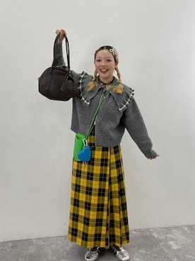 「アイテム（スカート、パープル系）」を使った、kureha さん（レディース・158cm）の秋コーディネート