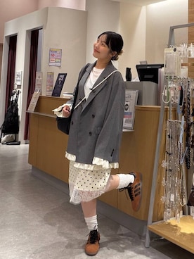 「アイテム（スマホグッズ、ベージュ系）」を使った、kureha さん（レディース・158cm）の秋コーディネート