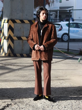 「ブラウンパンツ」｜「アイテム（その他）」を使った、yutakaさん（メンズ・173cm）の冬コーディネート