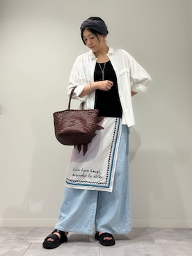 「アイテム（ストール/ショール）」を使った、hanさん（レディース・162cm）の秋コーディネート