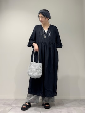「アイテム（バングル/リストバンド）」を使った、hanさん（レディース・162cm）の秋コーディネート