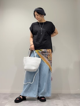 「アイテム（ブレスレット）」を使った、hanさん（レディース・162cm）の秋コーディネート
