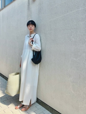 「M.R'+@（ミスター）の【L’ ANGOLO DEL CUOIO/ランゴロデルクオイオ】レザーサンダル　フラットサンダル（サンダル）」を使った、Kanocoさん（レディース・170cm）の夏コーディネート