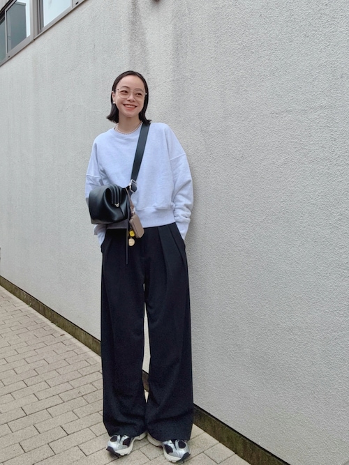 「TODAYFUL(トゥデイフル)のDoubletuck Twill Trousers(その他パンツ)」を使った、Kanocoさん(レディース・170cm)の秋コーディネート