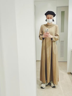 「ワンピース×スニーカー」｜「アイテム（ハンチング/ベレー帽）」を使った、Kanocoさん（レディース・170cm）の秋コーディネート