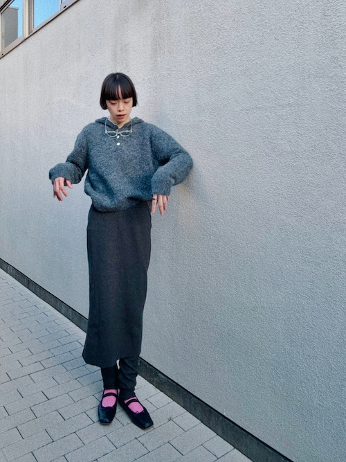 「FREAK'S STORE(フリークスストア)のニットスカート レギンス ドッキングセット(スカート)」を使った、Kanocoさん(レディース・170cm)の冬コーディネート