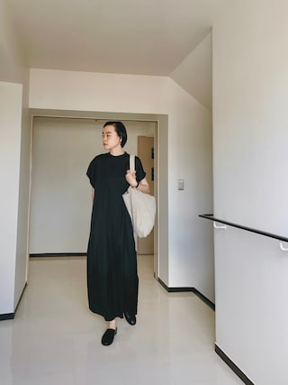 【美品】フィリップリム　ブラックワンピース　シルク混　膝下　地模様　Mサイズ 美品】フィリップリムブラックワンピースシルク混膝下地模様Mサイズ