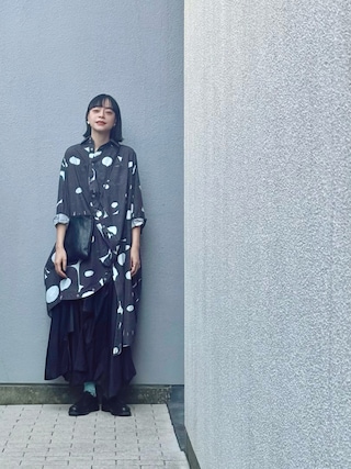 「JALAN SRIWIJAYA(ジャランスリウァヤ)のJalan Sriwijaya/99030/CALF/BLACK/DAINITE SOLE/Uチップダービー(ドレスシューズ)」を使った、Kanocoさん(レディース・170cm)の秋コーディネート