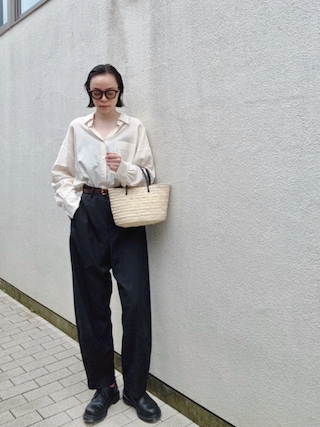 「LOEFF(ロエフ)の<LOEFF>トロピカルウール ボンタン パンツ(その他パンツ)」を使った、Kanocoさん(レディース・170cm)の秋コーディネート