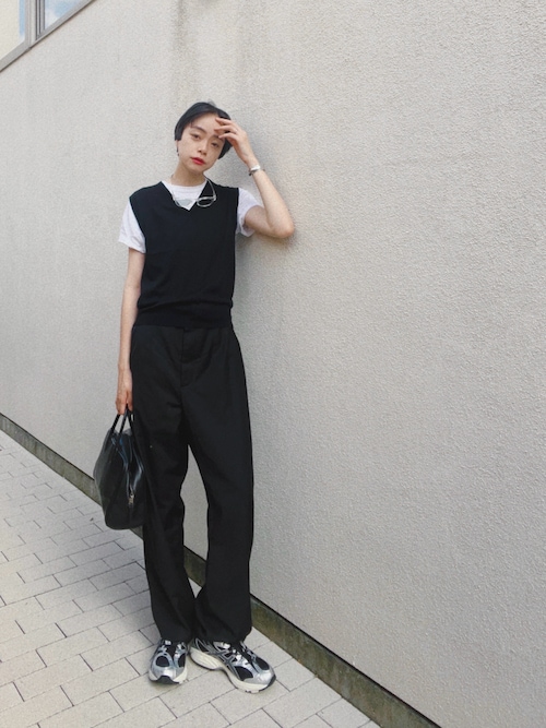 ＜LOEFF＞ ロエフ　W トロピカル ボンタンパンツ　ブラック黒　サイズ1 LOEFF パンツ 「LOEFF」トロピカルウール ボンタンパンツ