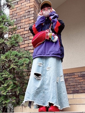 「Carhartt（カーハート）のアイテム」を使った、りよさん（レディース・150cm）の春コーディネート