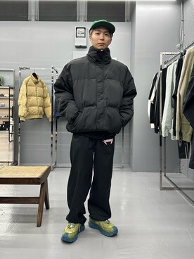 「whiteland」｜「アイテム（ブルゾン）」を使った、佐藤友則さん（メンズ・165cm）の冬コーディネート
