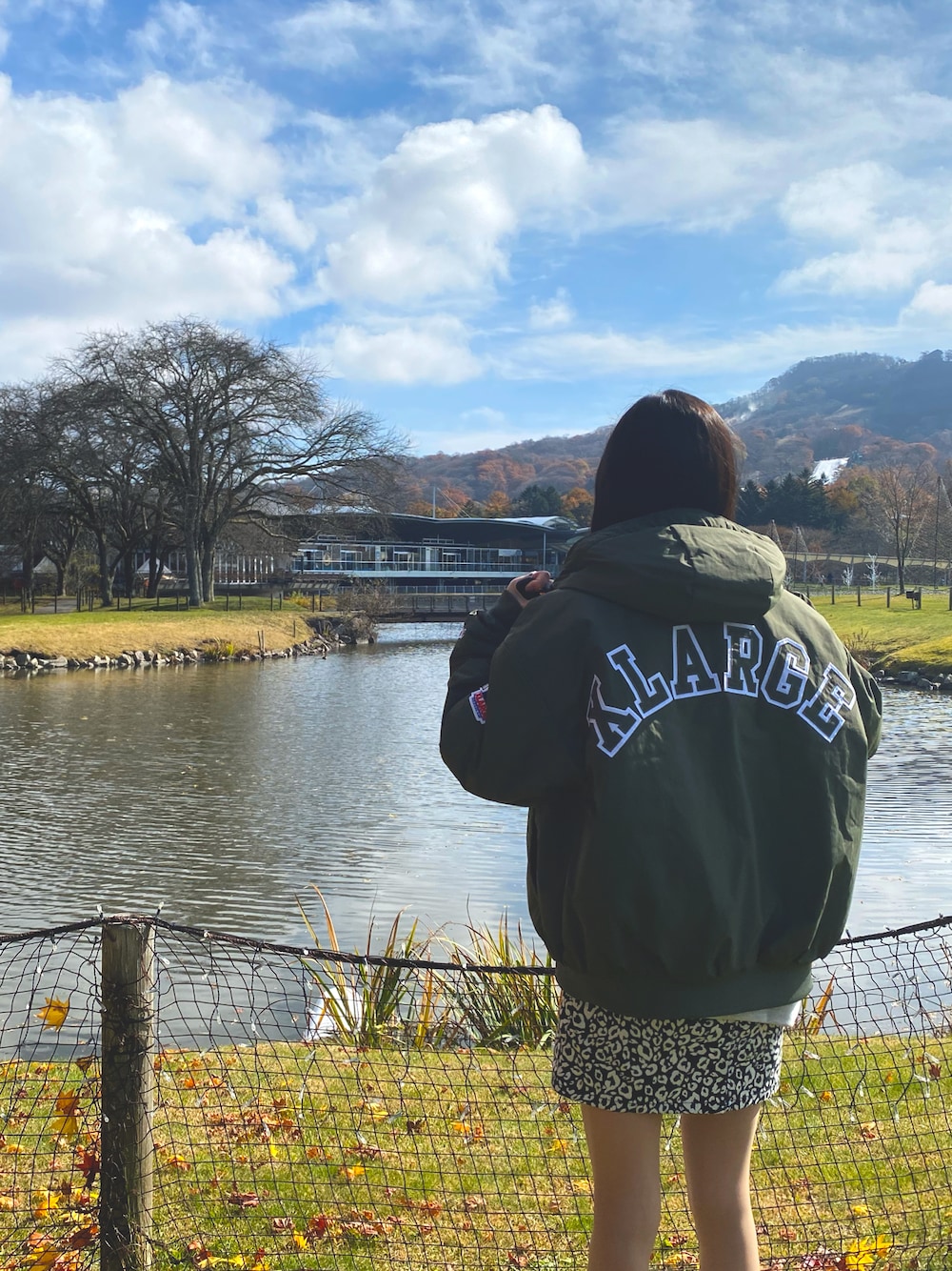 「カーキ、デート❤️」｜「XLARGEのNYLON PUFFER JACKET（ブルゾン、ブラック系）」を使った、as2k328さん（レディース・173cm）の秋コーディネートの1枚目の写真