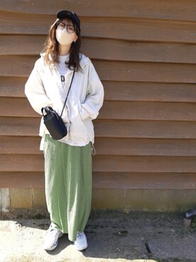 「アクティブ」｜「アイテム（帽子）」を使った、あんさん（レディース・160cm）の春コーディネート
