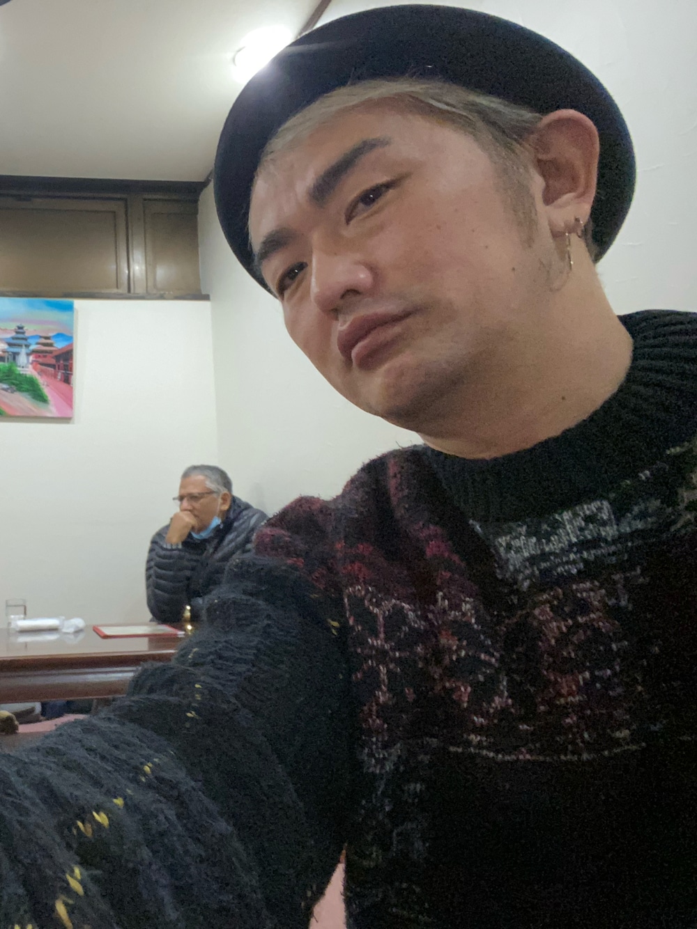 「GOLDEN GOOSEのアイテム（ライダースジャケット、ブラック系）」を使った、平野誠さん（メンズ・174cm）の秋コーディネートの1枚目の写真