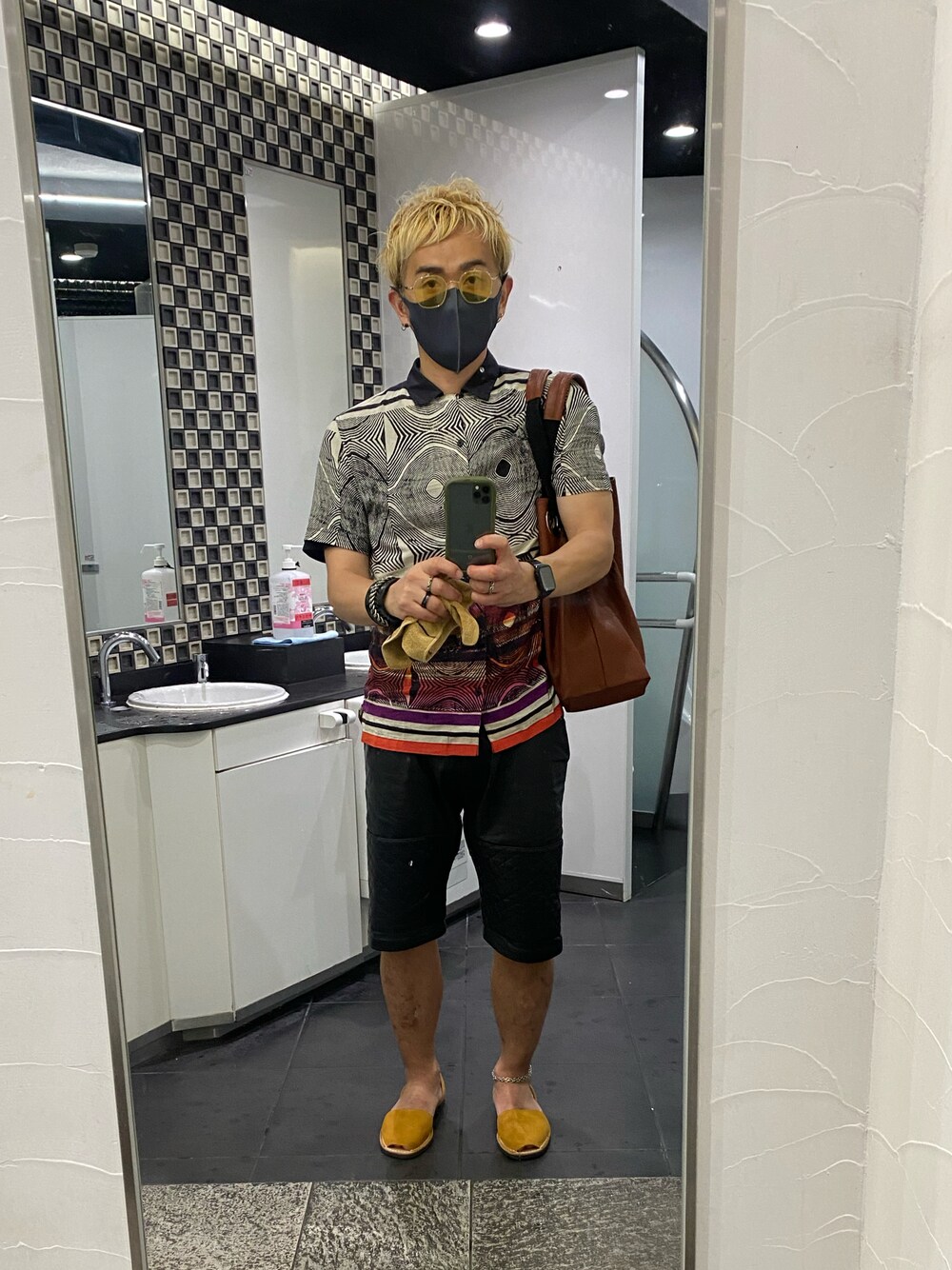 「夏、お洒落さんとつながりたい」｜「SHIPSのアイテム（その他パンツ、ブラック系）」を使った、平野誠さん（メンズ・174cm）の夏コーディネートの1枚目の写真