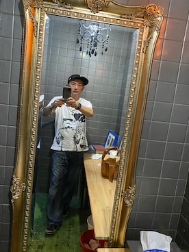 「Import & Select（インポートアンドセレクト）のアイテム（トップス）」を使った、平野誠さん（メンズ・174cm）の夏コーディネート
