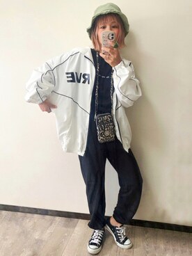 「アイテム（ナイロンジャケット、ホワイト系）」を使った、きな☆ki_naさん（レディース・153cm）の秋コーディネート