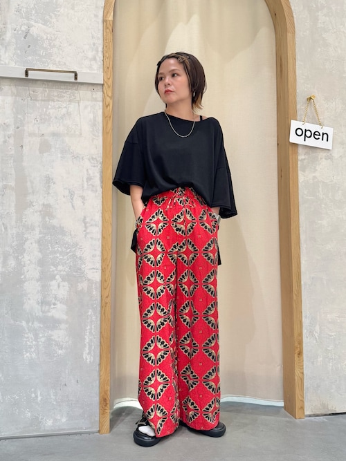 シアースラブワンポイント刺繍オーバー半袖Tee