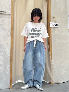 「CIAOPANIC TYPY（チャオパニックティピー）の【UNISEX】アソート柄アップリケTEE（Tシャツ/カットソー、ホワイト系）」を使った、きな☆ki_naさん（レディース・153cm）の春コーディネート