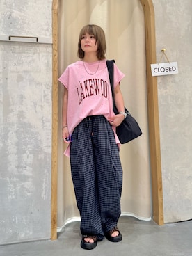 「etsinta（エシンタ）の【etsinta】ビジュー付カレッジノースリ（タンクトップ、ピンク系）」を使った、きな☆ki_naさん（レディース・153cm）の夏コーディネート