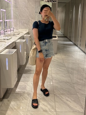 「アイテム（サンダル）」を使った、Ami さん（レディース・144cm）の秋コーディネート