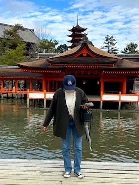 「KBF（ケイビーエフ）のアイテム（ノーカラージャケット）」を使った、emoさん（レディース・167cm）の冬コーディネート