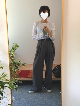 「GU（ジーユー）のアイテム（その他パンツ、グレー系）」を使った、3さん（レディース・170cm）の夏コーディネート