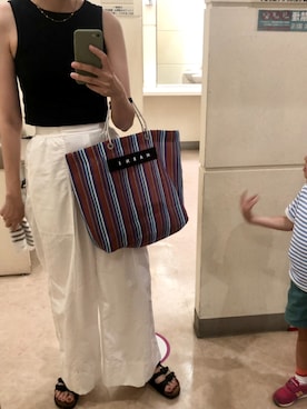 「MARNI（マルニ）のアイテム（トートバッグ、レッド系）」を使った、3さん（レディース・170cm）の夏コーディネート