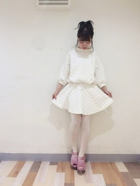 「バレンタインデートスタイル」｜「アイテム（サンダル）」を使った、藤原美香さん（レディース・153cm）の冬コーディネート