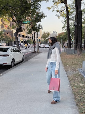 「アイテム（キャップ）」を使った、pacexさん（レディース・161cm）の秋コーディネート