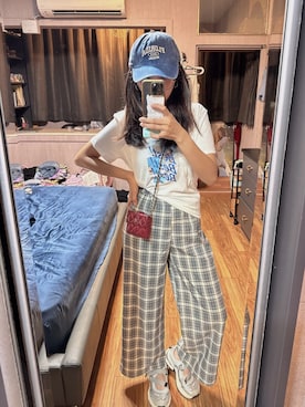 「アイテム（財布）」を使った、Eillianさん（レディース・165cm）の秋コーディネート